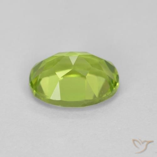 Peridoto Verde acceso naturale da 1.49 ct, Ovale, VS