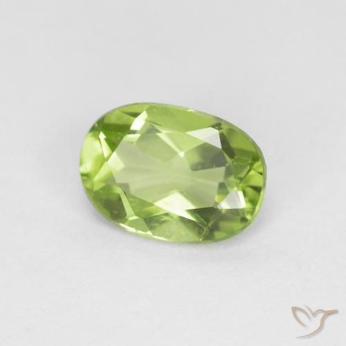 Peridoto Verde acceso naturale da 0.86 ct, Ovale, VVS-VS