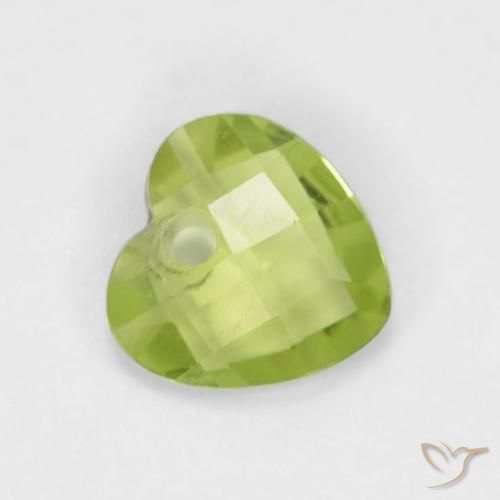 Peridoto Verde medio naturale da 0.75 ct, Cuore, VS