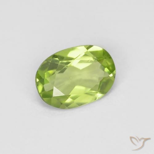 Peridoto Verde medio naturale da 0.83 ct, Ovale, VVS-VS