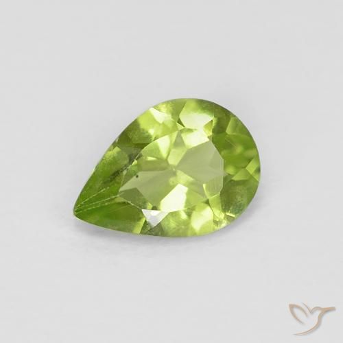 Peridoto Verde medio naturale da 0.67 ct, Forma a pera, VVS-VS