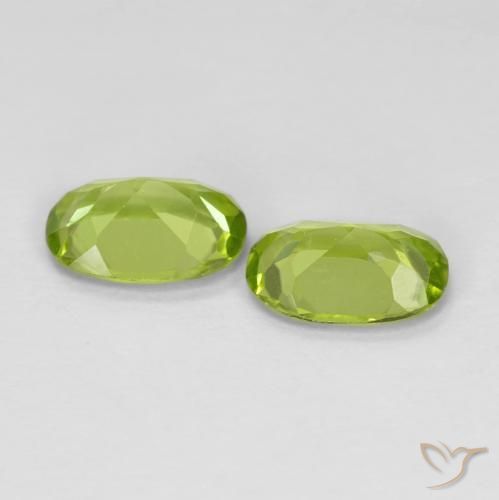 Gemme di Peridoto Verde giallastro naturale da 1.52 ct, Ovale, VS