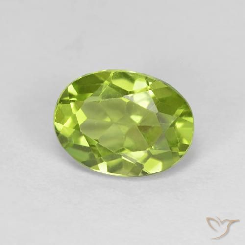 Peridoto Verde giallastro naturale da 1.41 ct, Ovale, VS