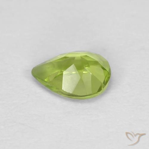Peridoto Verde medio naturale da 0.68 ct, Forma a pera, VS