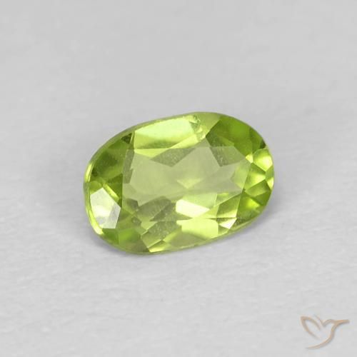 Peridoto Verde acceso naturale da 0.59 ct, Ovale, VS