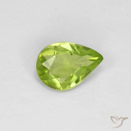 Peridoto Verde medio naturale da 0.52 ct, Forma a pera, VS