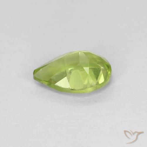 Peridoto Verde giallastro vivace naturale da 0.67 ct, Forma a pera, VVS-VS