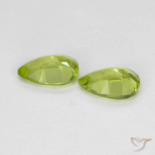 Gemme di Peridoto Verde acceso naturale da 0.91 ct, Forma a pera, VVS-VS