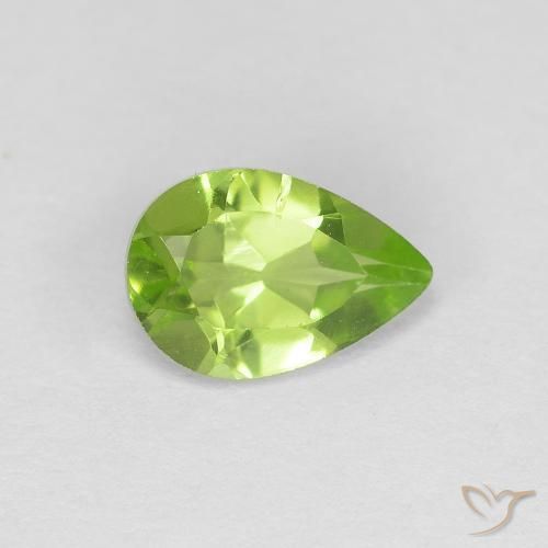 Peridoto Verde medio naturale da 0.72 ct, Forma a pera, VS
