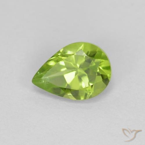 Peridoto Verde medio naturale da 0.91 ct, Forma a pera, VS