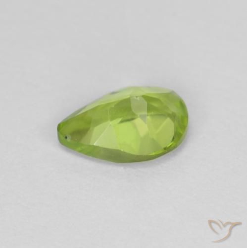 Peridoto Verde medio naturale da 0.73 ct, Forma a pera, VS
