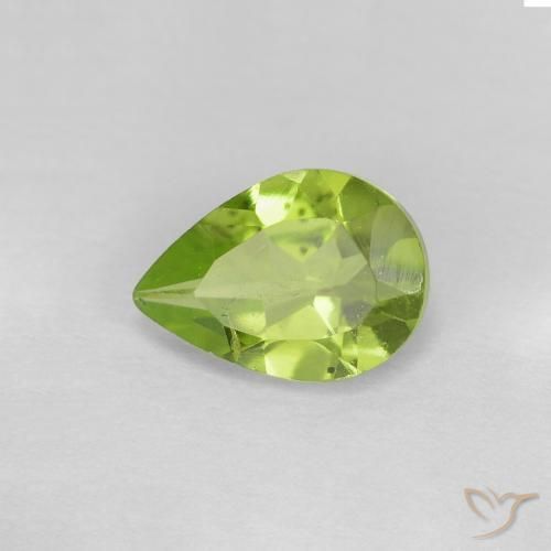 0.68ct Naturale Verde medio Peridoto, Forma a pera, VS