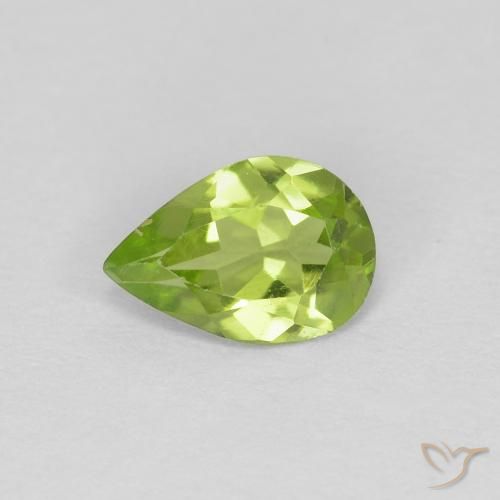 Peridoto Verde acceso naturale da 0.61 ct, Forma a pera, VS