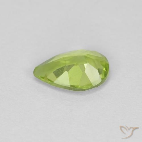 Peridoto Verde acceso naturale da 0.61 ct, Forma a pera, VS