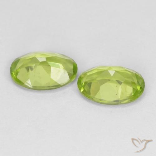 Gemme di Peridoto Verde giallastro vivace naturale da 1.49 ct, Ovale, VS