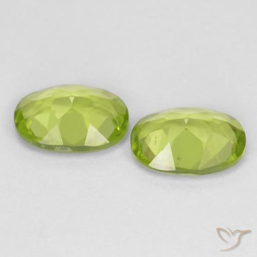 Gemme di Peridoto Verde acceso naturale da 1.69 ct, Ovale, VS