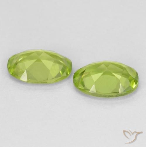 Gemme di Peridoto Verde acceso naturale da 1.67 ct, Ovale, VS