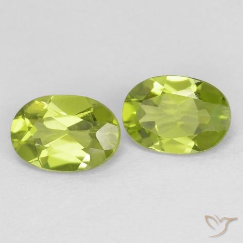 Gemme di Peridoto Verde medio naturale da 1.72 ct, Ovale, VS