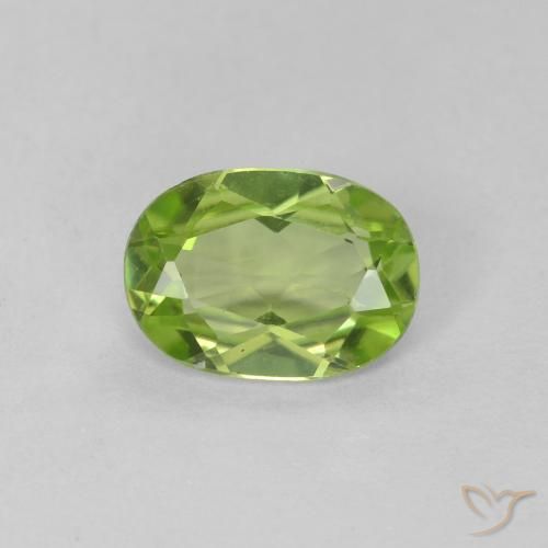0.79ct Naturale Verde medio Peridoto, Ovale, VVS-VS