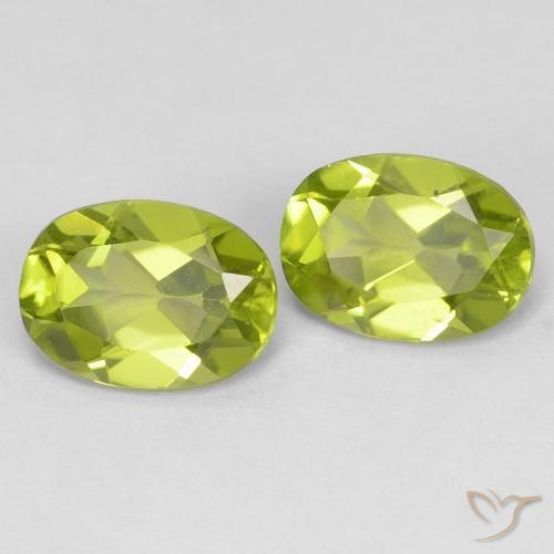 Gemme di Peridoto Verde medio naturale da 1.71 ct, Ovale, VVS-VS