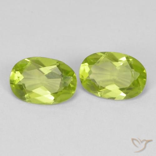 Gemme di Peridoto Verde giallastro vivace naturale da 1.47 ct, Ovale, VVS-VS