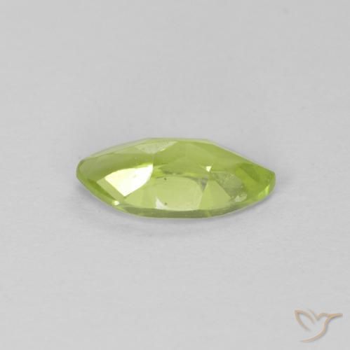 Peridoto Verde medio naturale da 0.68 ct, Taglio marquise, VS