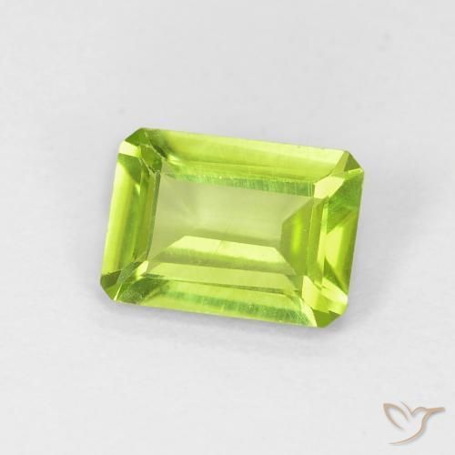 Peridoto Verde brillante naturale da 0.95 ct, Ottagonale / Taglio smeraldo, VVS-VS