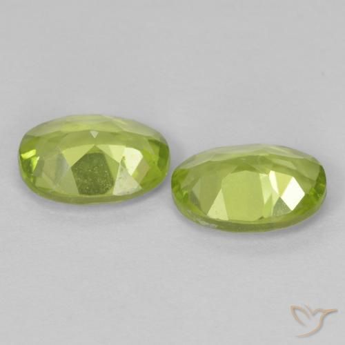 Gemme di Peridoto Verde giallastro naturale da 1.71 ct, Ovale, VS