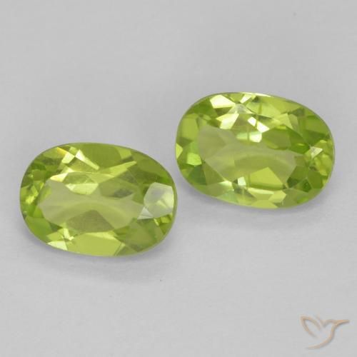 Gemme di Peridoto Verde acceso naturale da 1.71 ct, Ovale, VS