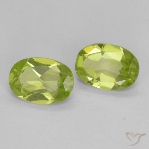 Gemme di Peridoto Verde acceso naturale da 1.38 ct, Ovale, VS