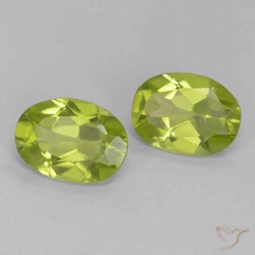 Gemme di Peridoto Verde medio naturale da 1.55 ct, Ovale, VS