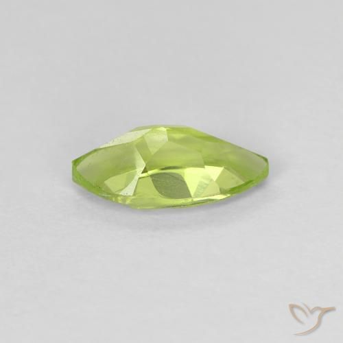 Peridoto Verde medio naturale da 0.67 ct, Taglio marquise, VVS-VS