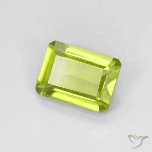 Peridoto Verde acceso naturale da 1.07 ct, Ottagonale / Taglio smeraldo, VS