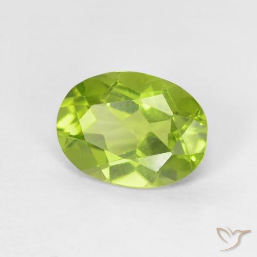 Peridoto Verde medio naturale da 1.21 ct, Ovale, VVS-VS