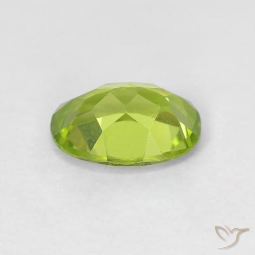 Peridoto Verde medio naturale da 1.21 ct, Ovale, VVS-VS
