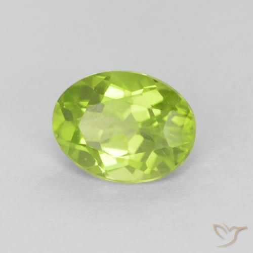 Peridoto Verde medio naturale da 1.25 ct, Ovale, VS