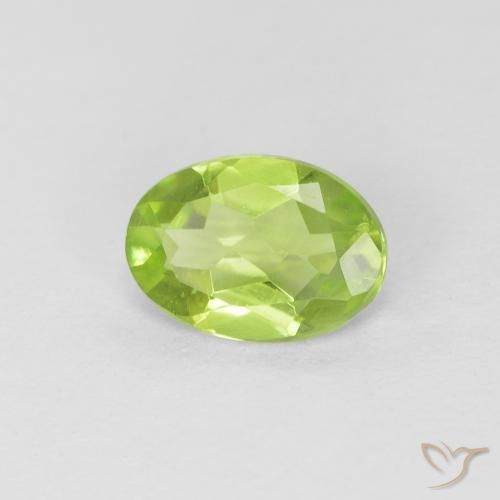 Peridoto Verde acceso naturale da 0.76 ct, Ovale, VS