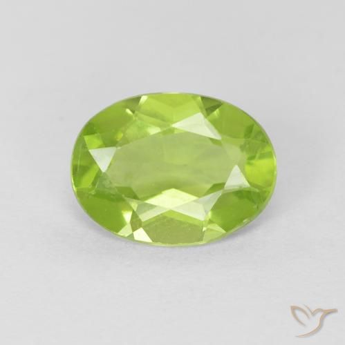Peridoto Verde medio naturale da 1.22 ct, Ovale, VS