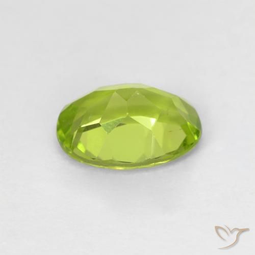 Peridoto Verde acceso naturale da 1.21 ct, Ovale, VS