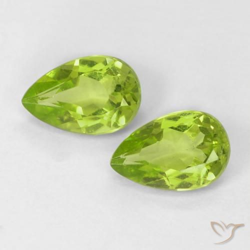 Gemme di Peridoto Verde brillante naturale da 0.87 ct, Forma a pera, VS