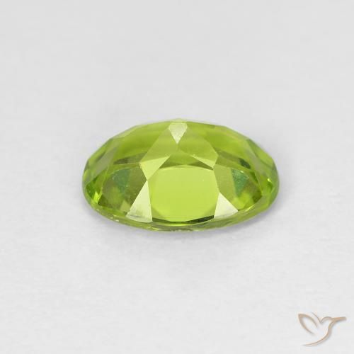 Peridoto Verde acceso naturale da 1.14 ct, Ovale, VVS-VS