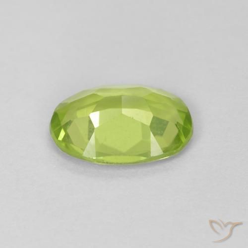 Peridoto Verde medio naturale da 0.98 ct, Ovale, VS