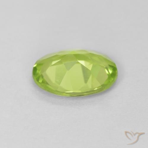 Peridoto Verde medio naturale da 1.07 ct, Ovale, VS