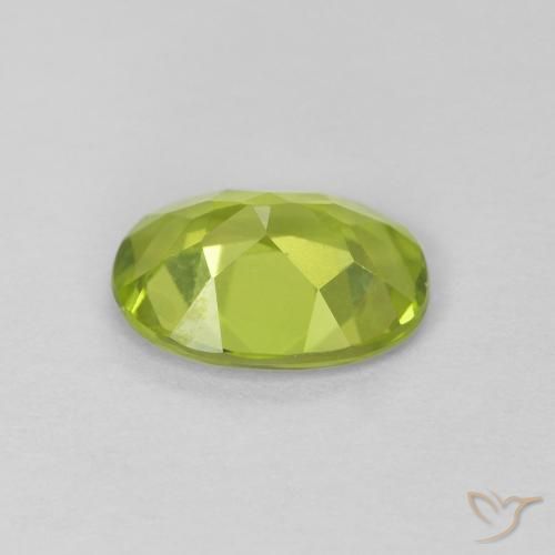 Peridoto Verde acceso naturale da 1.08 ct, Ovale, VS