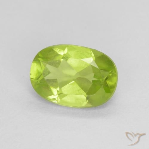 Peridoto Verde brillante naturale da 0.86 ct, Ovale, VVS-VS