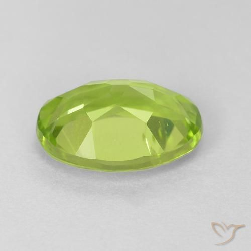 Peridoto Verde brillante naturale da 1.28 ct, Ovale, VS