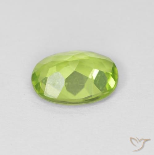 Peridoto Verde acceso naturale da 1.19 ct, Ovale, VVS-VS
