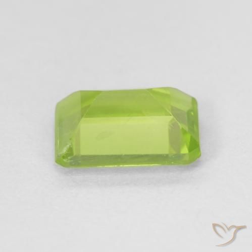 Peridoto Verde giallastro naturale da 0.98 ct, Ottagonale / Taglio smeraldo, VS