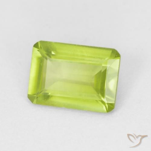 Peridoto Verde brillante naturale da 0.84 ct, Ottagonale / Taglio smeraldo, VVS