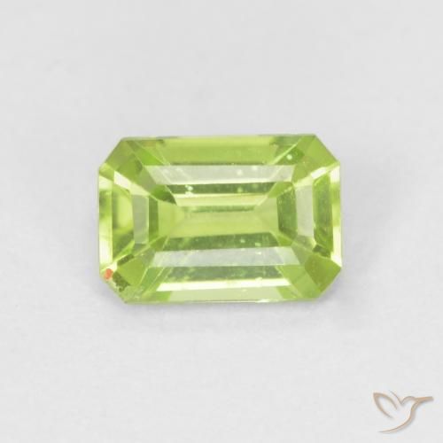 0.52ct Naturale Verde chiaro e vivace Peridoto, Taglio smeraldo, VVS